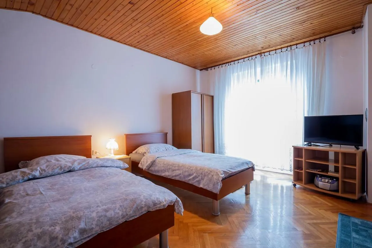 Duplex Apartment Lucia Rijeka 0*,
