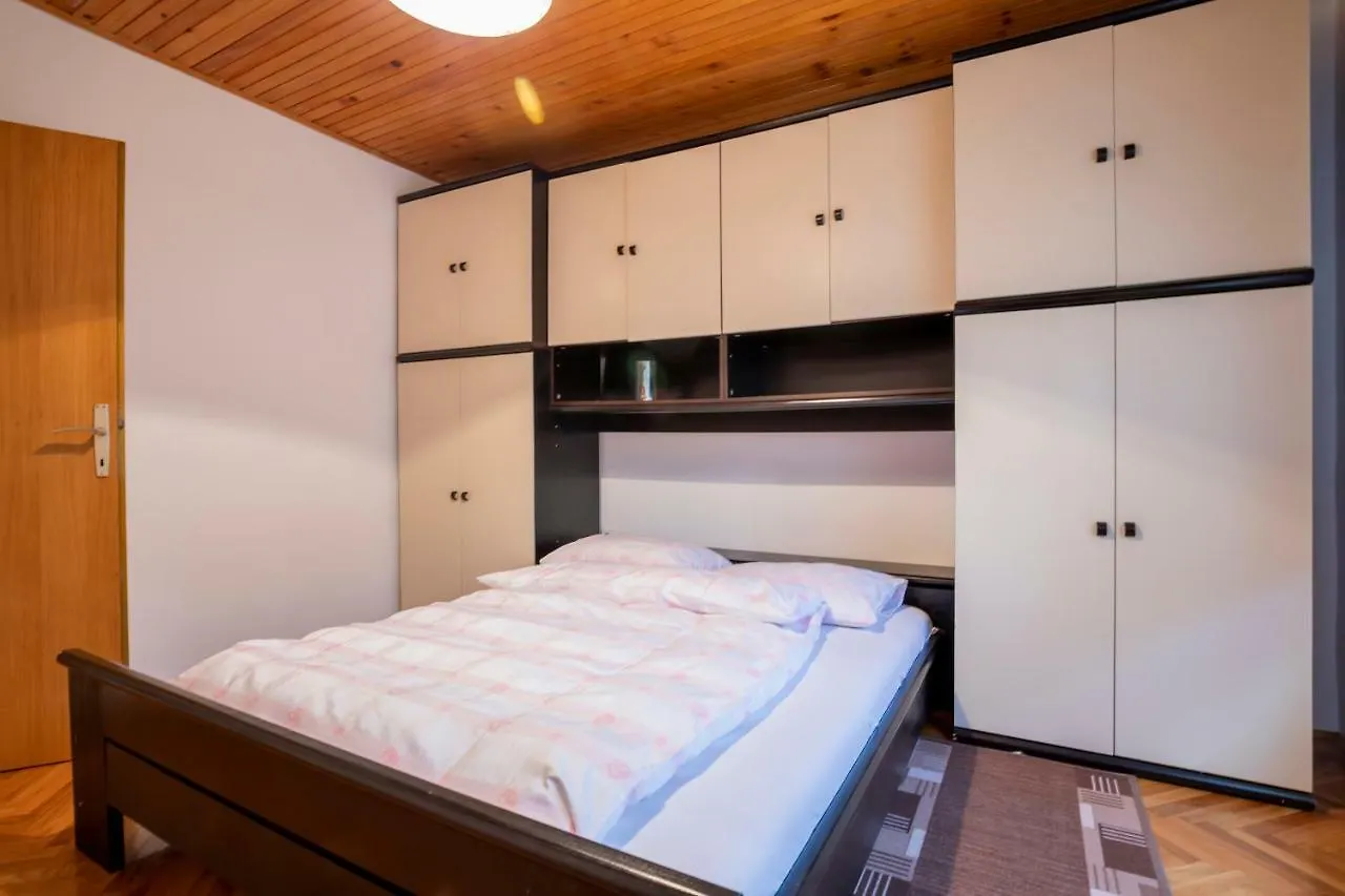 Duplex Apartment Lucia Rijeka 0*,